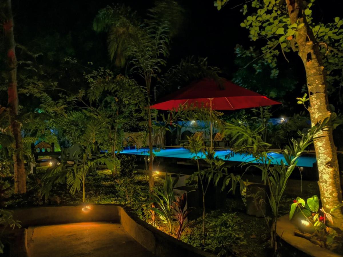 Levona Garden Resort Habarana Kültér fotó